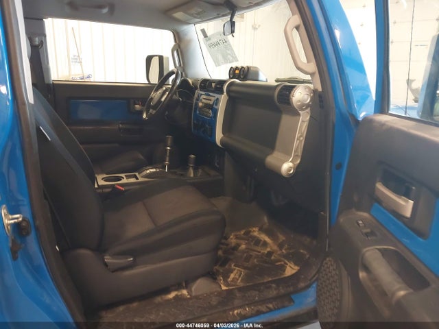 2007 TOYOTA FJ CRUISER JTEBU11F170057173 Photo 4