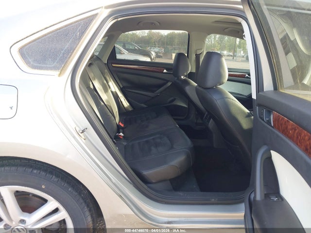 44746070 :رقم المزاد ، 1VWCN7A34DC085684 vin ، 2013 Volkswagen Passat 2.0l Tdi Sel Premium مزاد بيع