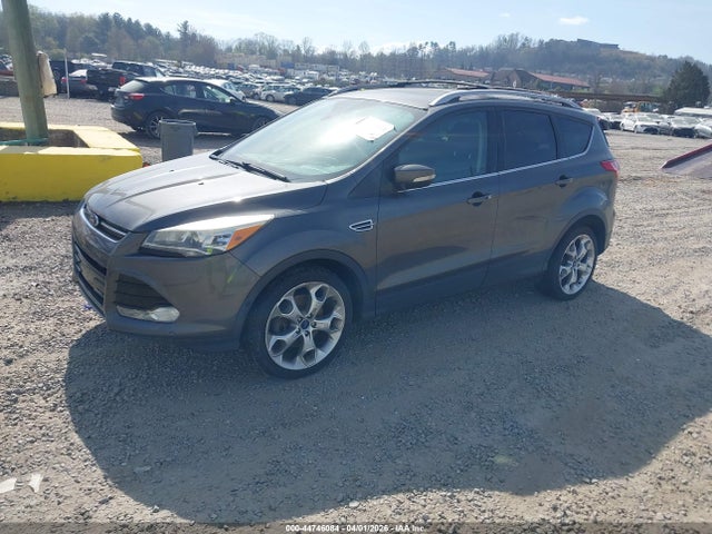 1FMCU9J9XFUC21217 Ford Escape Titanium