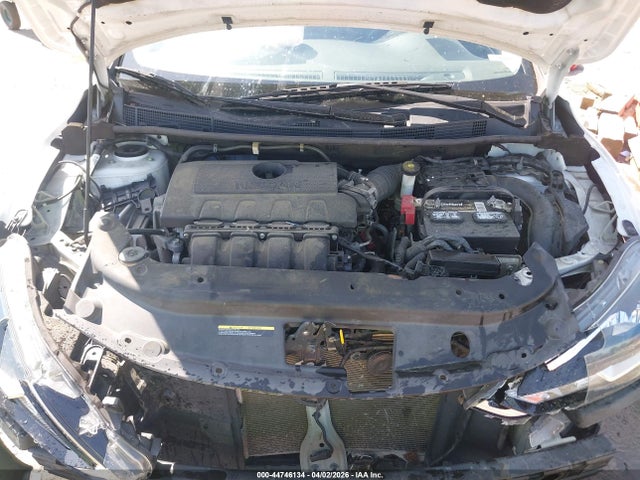 3N1AB7AP8KY395379 Nissan SENTRA S