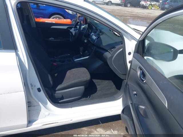 3N1AB7AP8KY395379 Nissan SENTRA S