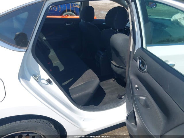 3N1AB7AP8KY395379 Nissan SENTRA S