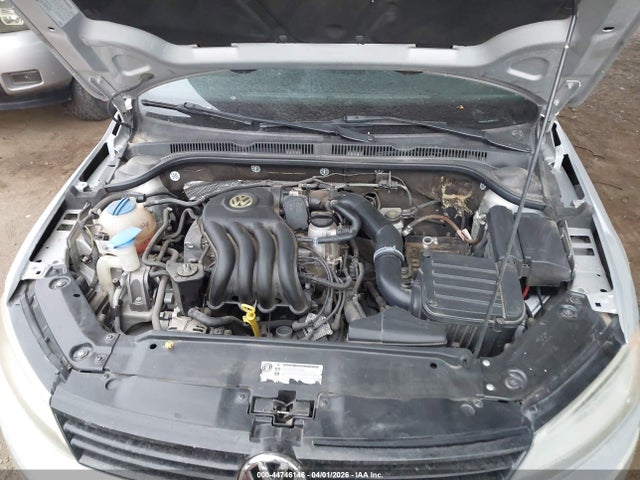3VW1K7AJ8EM401909 Volkswagen Jetta 2.0l S