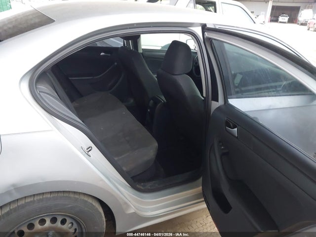 3VW1K7AJ8EM401909 Volkswagen Jetta 2.0l S