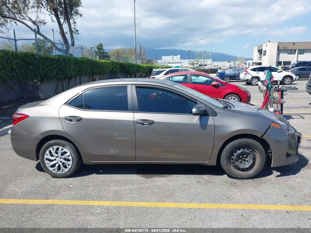5YFBURHE5JP837884 Toyota COROLLA LE