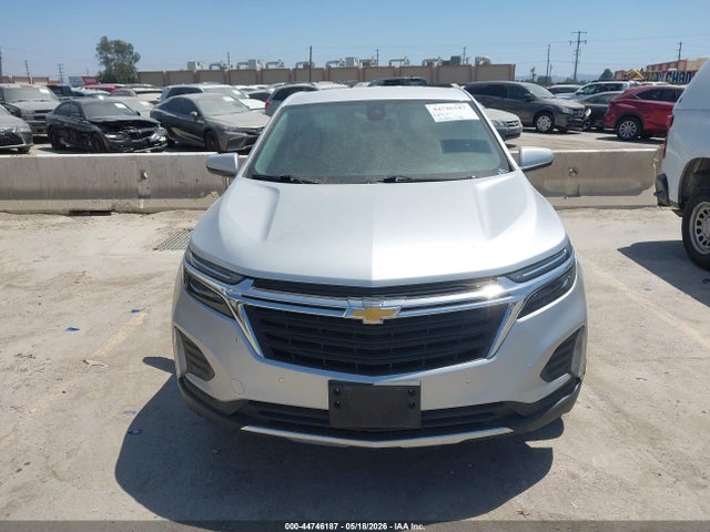 3GNAXJEV5NL225042 Chevrolet Equinox Fwd 2fl