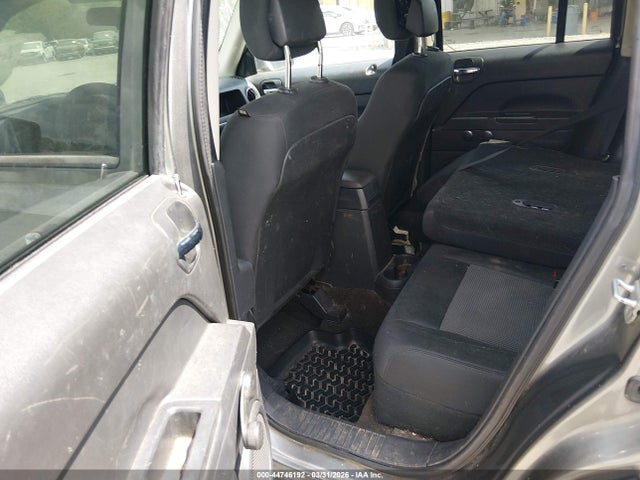 44746192 :رقم المزاد ، 1C4NJPBA9ED505777 vin ، 2014 Jeep Patriot Sport مزاد بيع