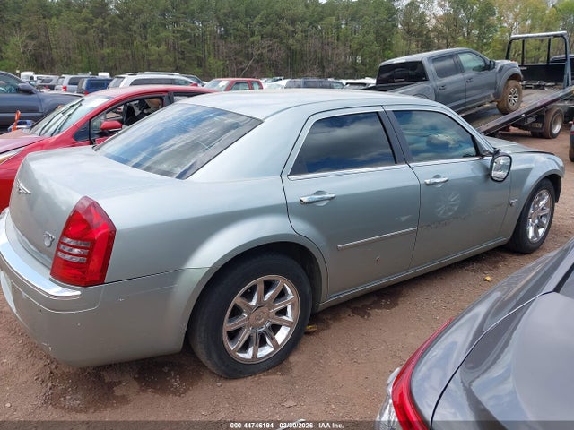 44746194 :رقم المزاد ، 2C3AA63HX5H592584 vin ، 2005 Chrysler 300c مزاد بيع