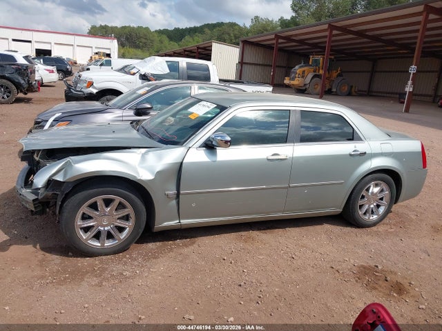 44746194 :رقم المزاد ، 2C3AA63HX5H592584 vin ، 2005 Chrysler 300c مزاد بيع