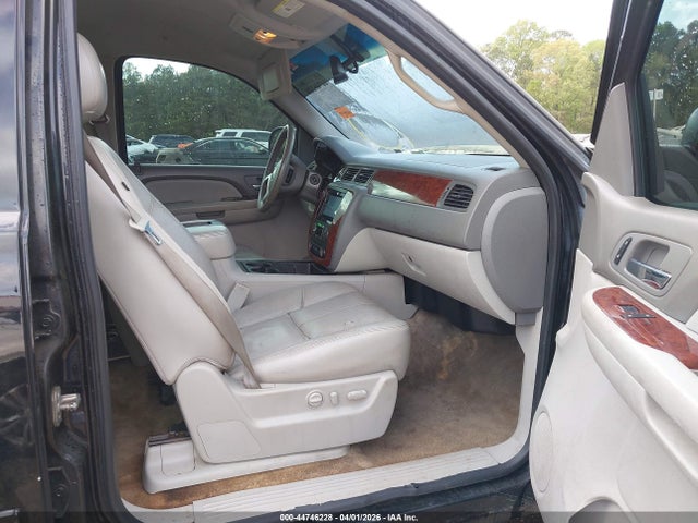 2013 CHEVROLET TAHOE 1GNSCBE00DR106154 Photo 4