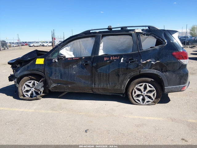 Продаж на аукціоні авто 2019 Subaru Forester Premium, vin: JF2SKAGC6KH463310, номер лоту: 44746246