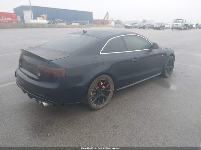 44746316 :رقم المزاد ، WAUDK78TX9A040402 vin ، 2009 Audi A5 3.2l مزاد بيع