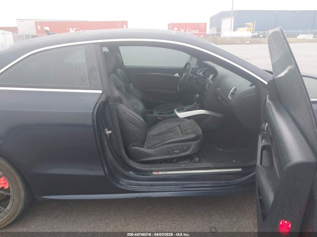 44746316 :رقم المزاد ، WAUDK78TX9A040402 vin ، 2009 Audi A5 3.2l مزاد بيع