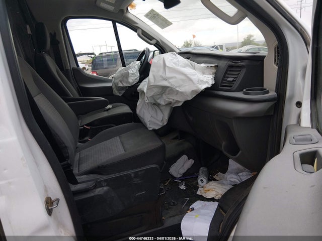 1FTBW2Y86NKA21489 Ford Transit-350