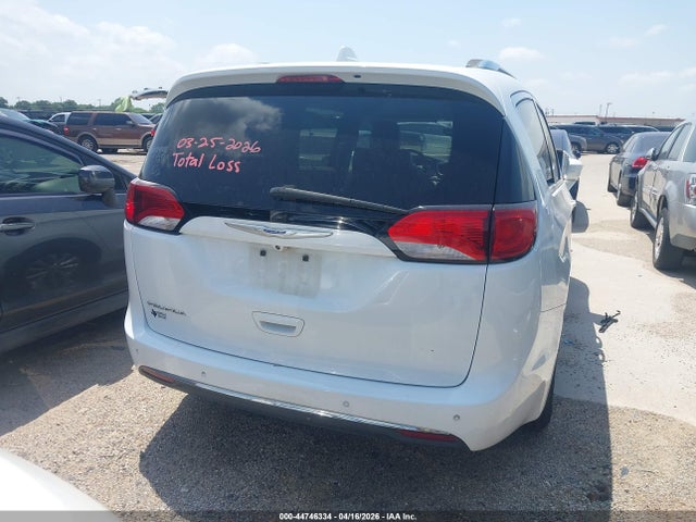 44746334 :رقم المزاد ، 2C4RC1BG0JR217120 vin ، 2018 Chrysler Pacifica Touring L مزاد بيع