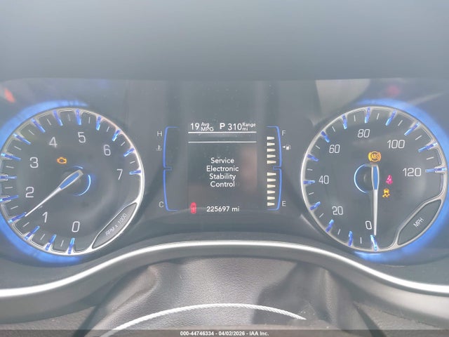44746334 :رقم المزاد ، 2C4RC1BG0JR217120 vin ، 2018 Chrysler Pacifica Touring L مزاد بيع