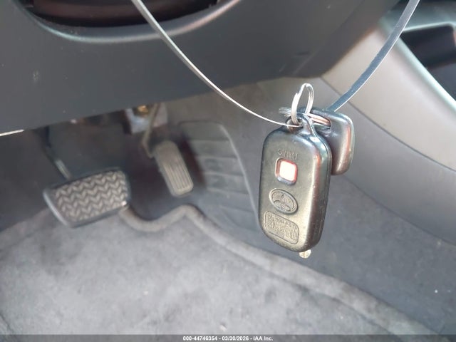 Продажа на аукционе авто 2003 Toyota Camry Se, vin: 4T1BE32K23U779999, номер лота: 44746354