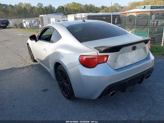 2014 SCION FR-S JF1ZNAA11E8704311 Photo 2