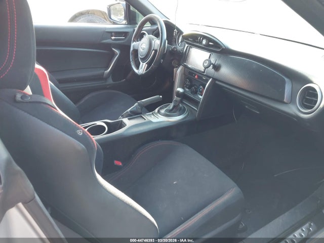 2014 SCION FR-S JF1ZNAA11E8704311 Photo 4