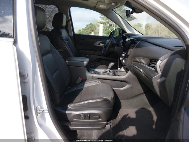 1GNERKKW8JJ122925 Chevrolet Traverse Premier