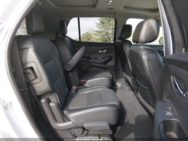 1GNERKKW8JJ122925 Chevrolet Traverse Premier