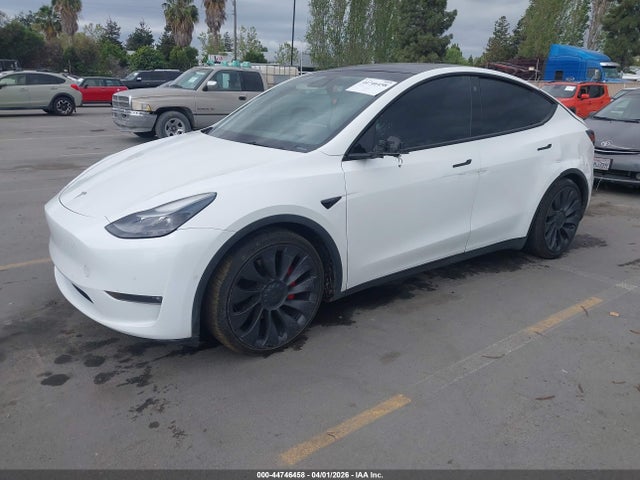2021 TESLA MODEL Y 5YJYGDEFXMF173387 Photo 1