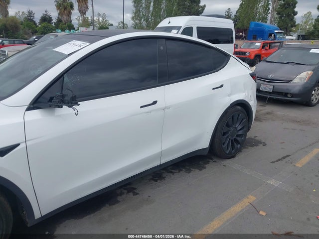 2021 TESLA MODEL Y 5YJYGDEFXMF173387 Photo 5