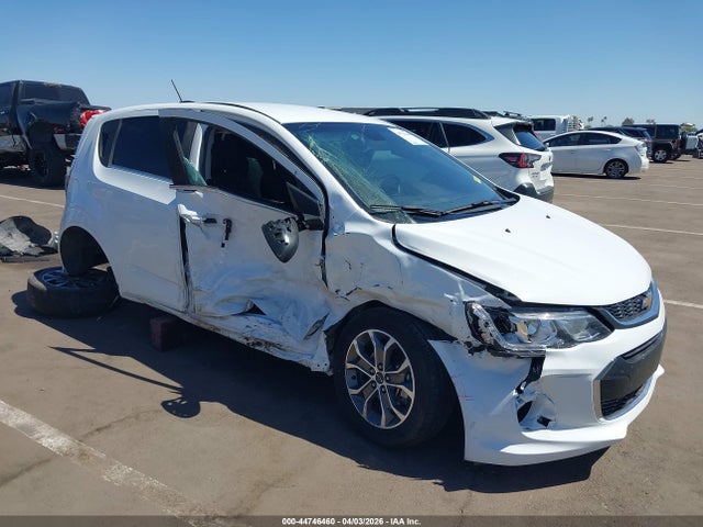 1G1JD6SHXJ4114282 Chevrolet Sonic Lt Auto