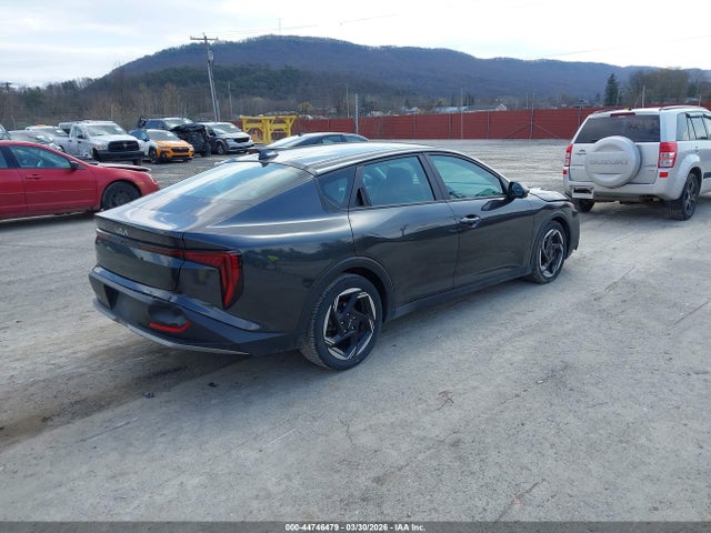 44746479 :رقم المزاد ، 3KPFU4DEXSE004367 vin ، 2025 Kia K4 Ex مزاد بيع