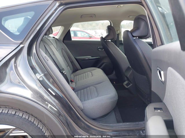 44746479 :رقم المزاد ، 3KPFU4DEXSE004367 vin ، 2025 Kia K4 Ex مزاد بيع