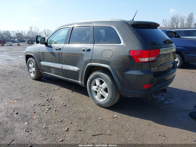 2011 JEEP GRAND CHEROKEE 1J4RR4GG8BC609260 Photo 2