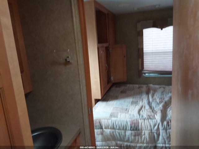2005 Crossroads Paradise Pointe 36db Travel Trailer მანქანა იყიდება აუქციონზე, vin: 4V0TC36265A001448, აუქციონის ნომერი: 44746502