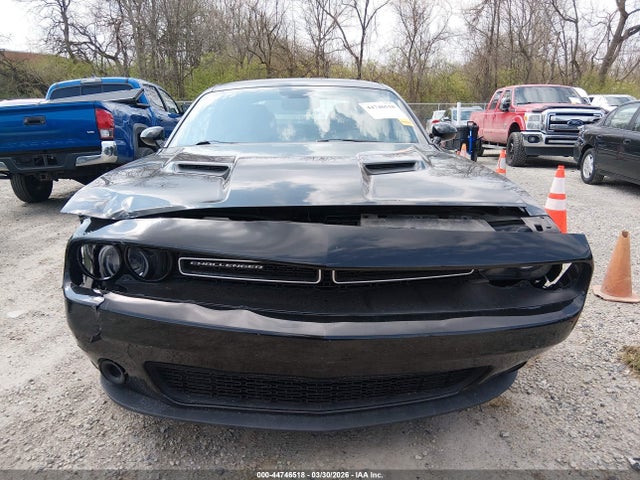 44746518 :رقم المزاد ، 2C3CDZAG0GH200789 vin ، 2016 Dodge Challenger Sxt مزاد بيع