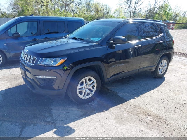2018 JEEP COMPASS 3C4NJCAB0JT376691 Photo 1