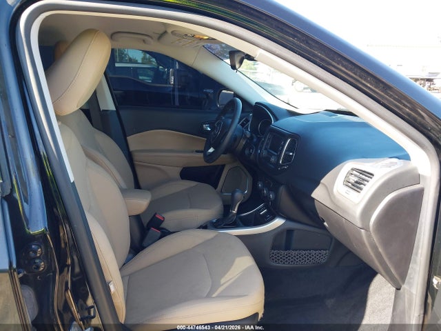 2018 JEEP COMPASS 3C4NJCAB0JT376691 Photo 4