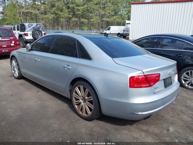 2014 AUDI A8 L WAURGAFD7EN004069 Photo 2