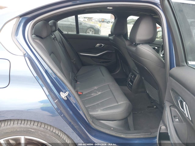 2021 Bmw 330i მანქანა იყიდება აუქციონზე, vin: 3MW5R1J0XM8C12915, აუქციონის ნომერი: 44746594