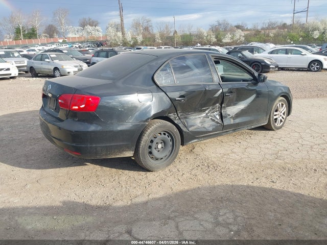 44746607 :رقم المزاد ، 3VW2K7AJXBM357332 vin ، 2011 Volkswagen Jetta 2.0l S مزاد بيع