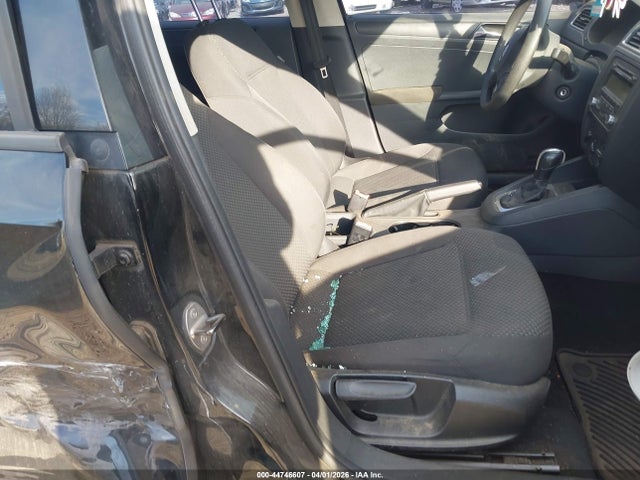 44746607 :رقم المزاد ، 3VW2K7AJXBM357332 vin ، 2011 Volkswagen Jetta 2.0l S مزاد بيع