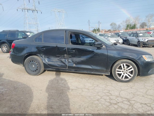 44746607 :رقم المزاد ، 3VW2K7AJXBM357332 vin ، 2011 Volkswagen Jetta 2.0l S مزاد بيع
