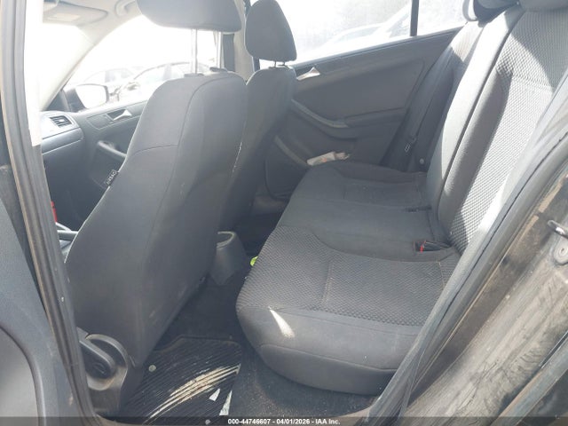 44746607 :رقم المزاد ، 3VW2K7AJXBM357332 vin ، 2011 Volkswagen Jetta 2.0l S مزاد بيع