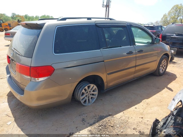 44746608 :رقم المزاد ، 5FNRL3H25AB004683 vin ، 2010 Honda Odyssey Lx مزاد بيع