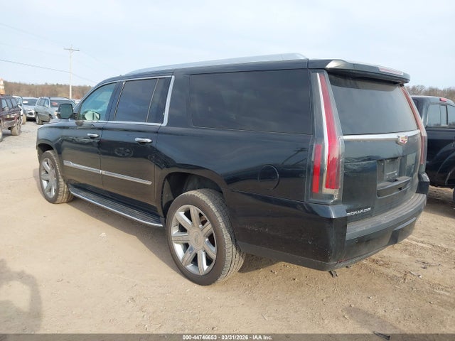 Продаж на аукціоні авто 2019 Cadillac Escalade Esv Luxury, vin: 1GYS4HKJ9KR161683, номер лоту: 44746653