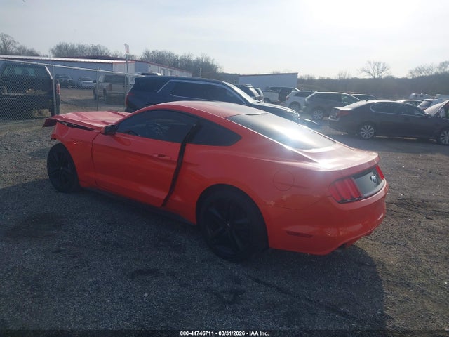 2016 FORD MUSTANG 1FA6P8TH5G5240427 Photo 2