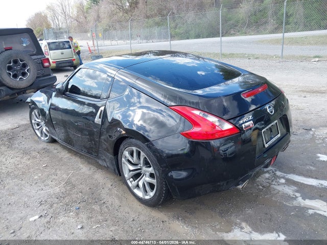 2014 NISSAN 370Z JN1AZ4EH3EM631330 Photo 2