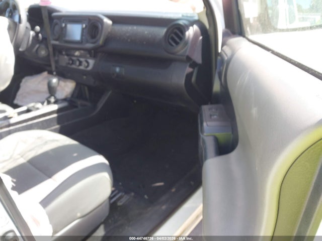 44746726 :رقم المزاد ، 5TFRX5GN2JX126869 vin ، 2018 Toyota Tacoma Sr مزاد بيع
