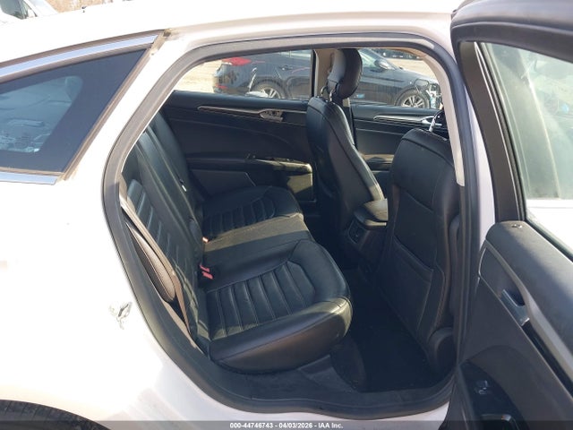 2013 Ford Fusion Hybrid Se მანქანა იყიდება აუქციონზე, vin: 3FA6P0LU4DR180910, აუქციონის ნომერი: 44746743