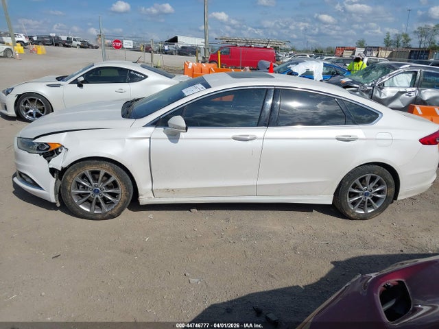 3FA6P0HD7HR166028 Ford FUSION SE