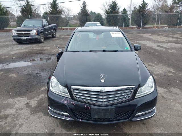 Aukcja sprzedaży 2014 Mercedes-benz C 300 Luxury 4matic, vin: WDDGF8AB2ER311014, numer aukcji: 44746784