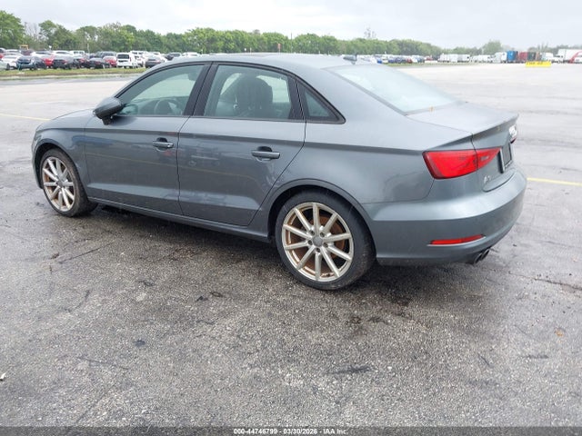 2016 AUDI A3 WAUA7GFF9G1027106 Photo 2